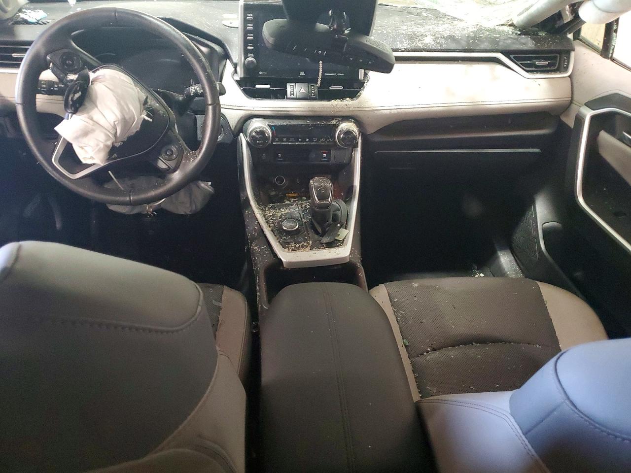 2022 TOYOTA RAV4 LIMITED photo 15