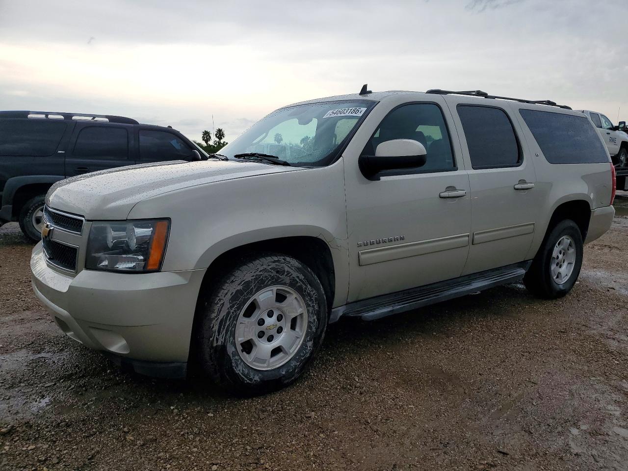 2013 CHEVROLET SUBURBAN
