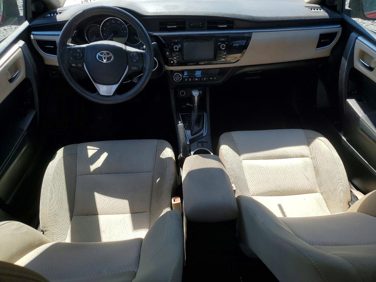 2015 TOYOTA COROLLA LE photo 15