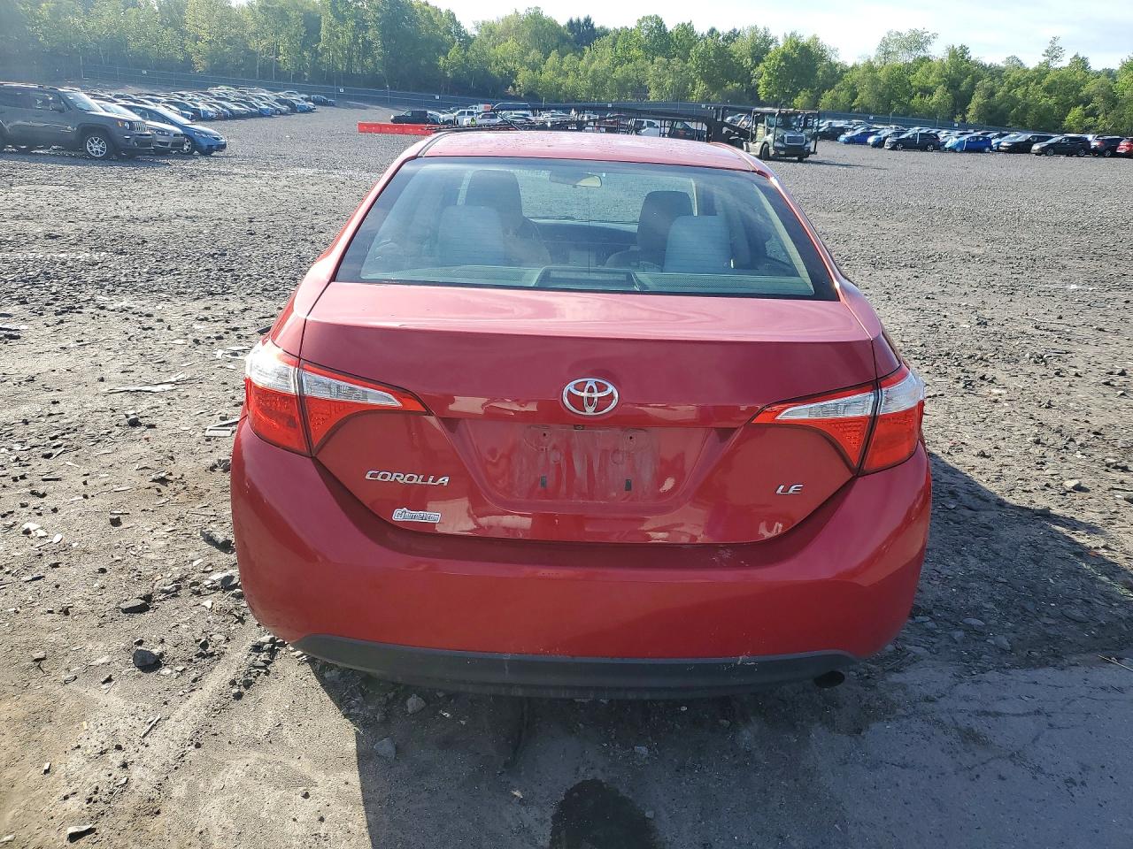 2015 TOYOTA COROLLA LE photo 11