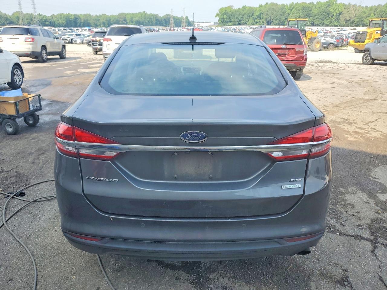2018 FORD FUSION SE photo 16