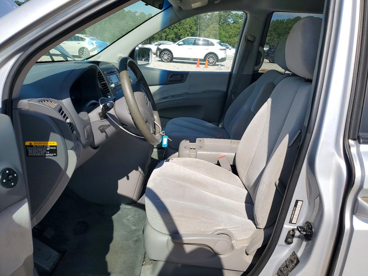 2009 KIA SEDONA LX photo 19