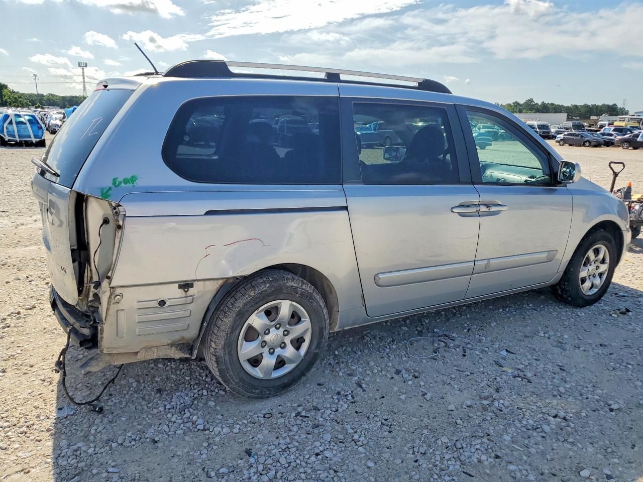 2009 KIA SEDONA LX photo 7