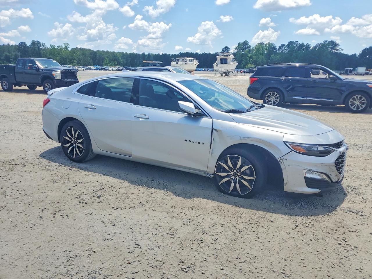 2020 CHEVROLET MALIBU RS photo 4