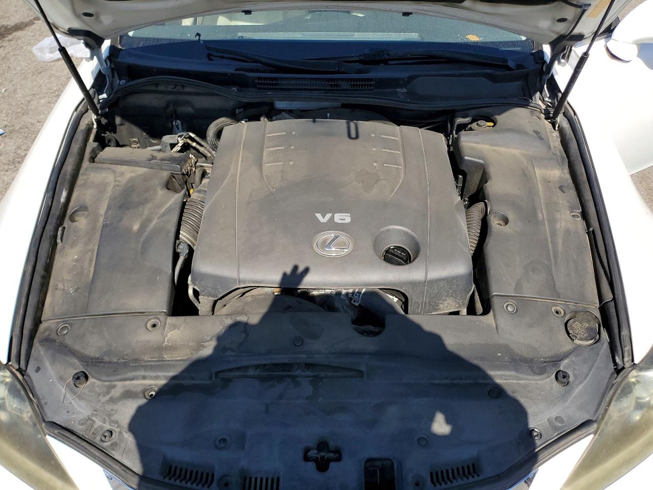2011 LEXUS IS 250 photo 31