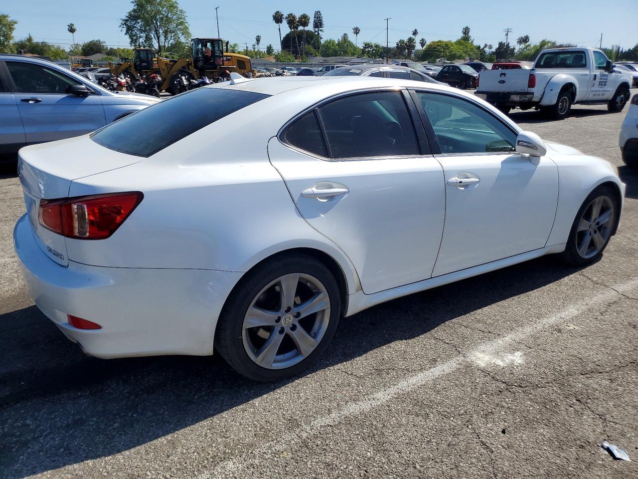 2011 LEXUS IS 250 photo 7