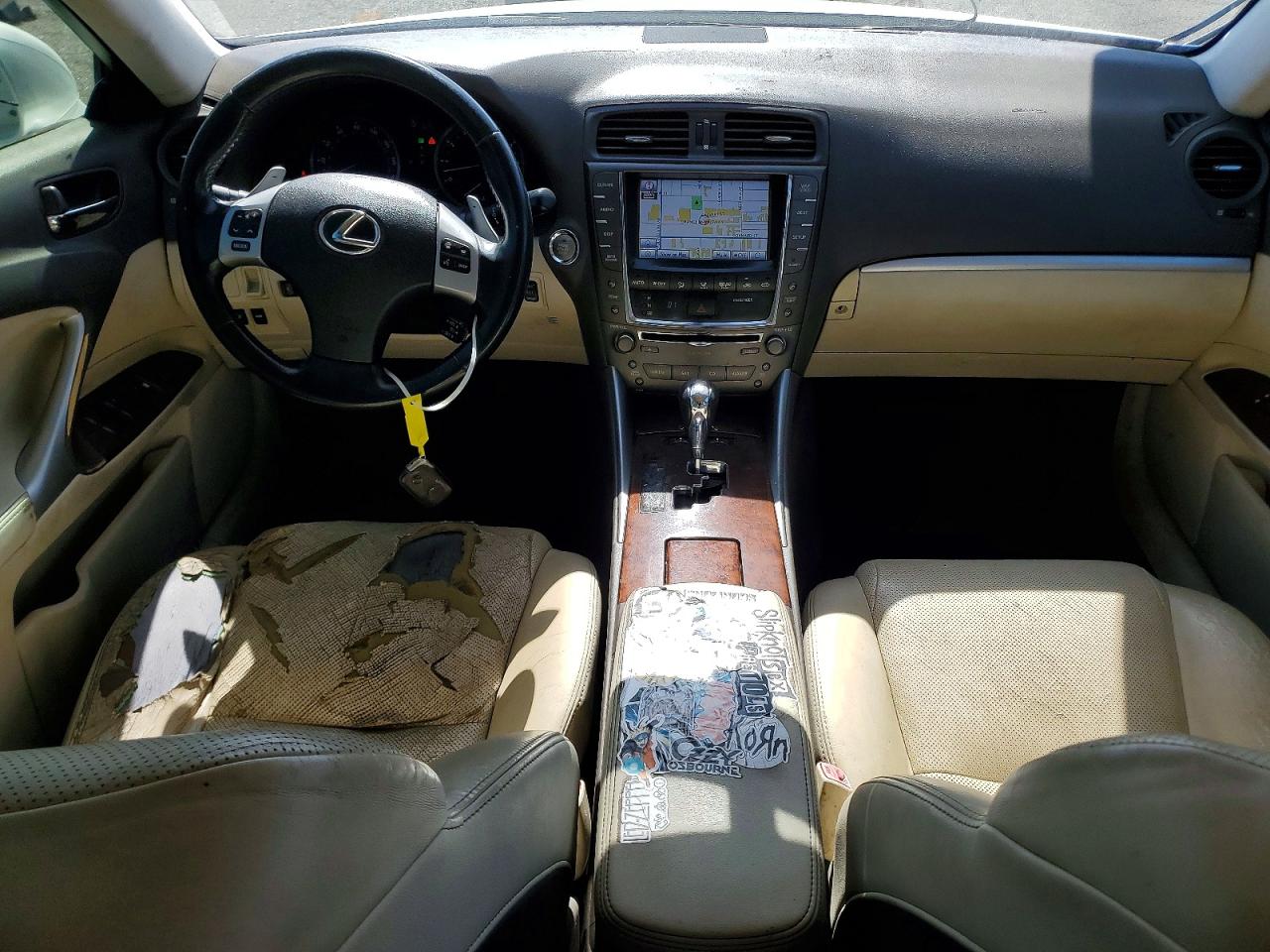 2011 LEXUS IS 250 photo 22