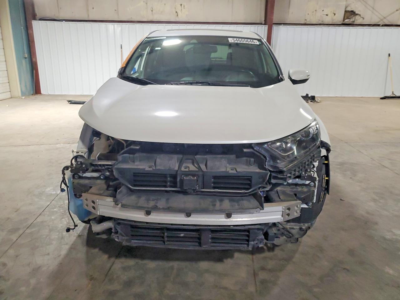 2017 HONDA CR-V EXL photo 9