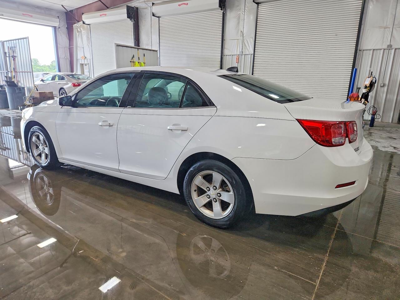2014 CHEVROLET MALIBU LS photo 3