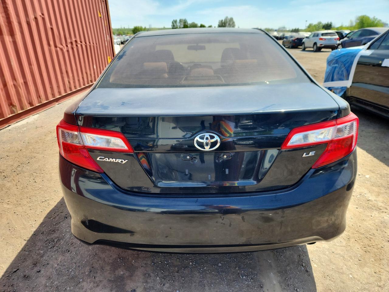 2012 TOYOTA CAMRY L photo 11