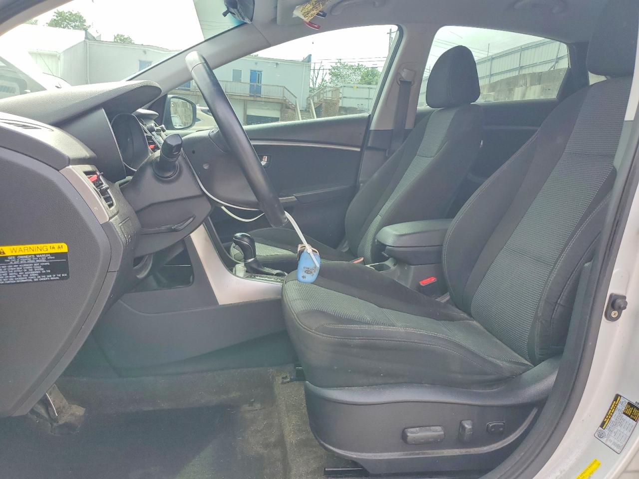 2016 HYUNDAI ELANTRA GT BASE photo 13