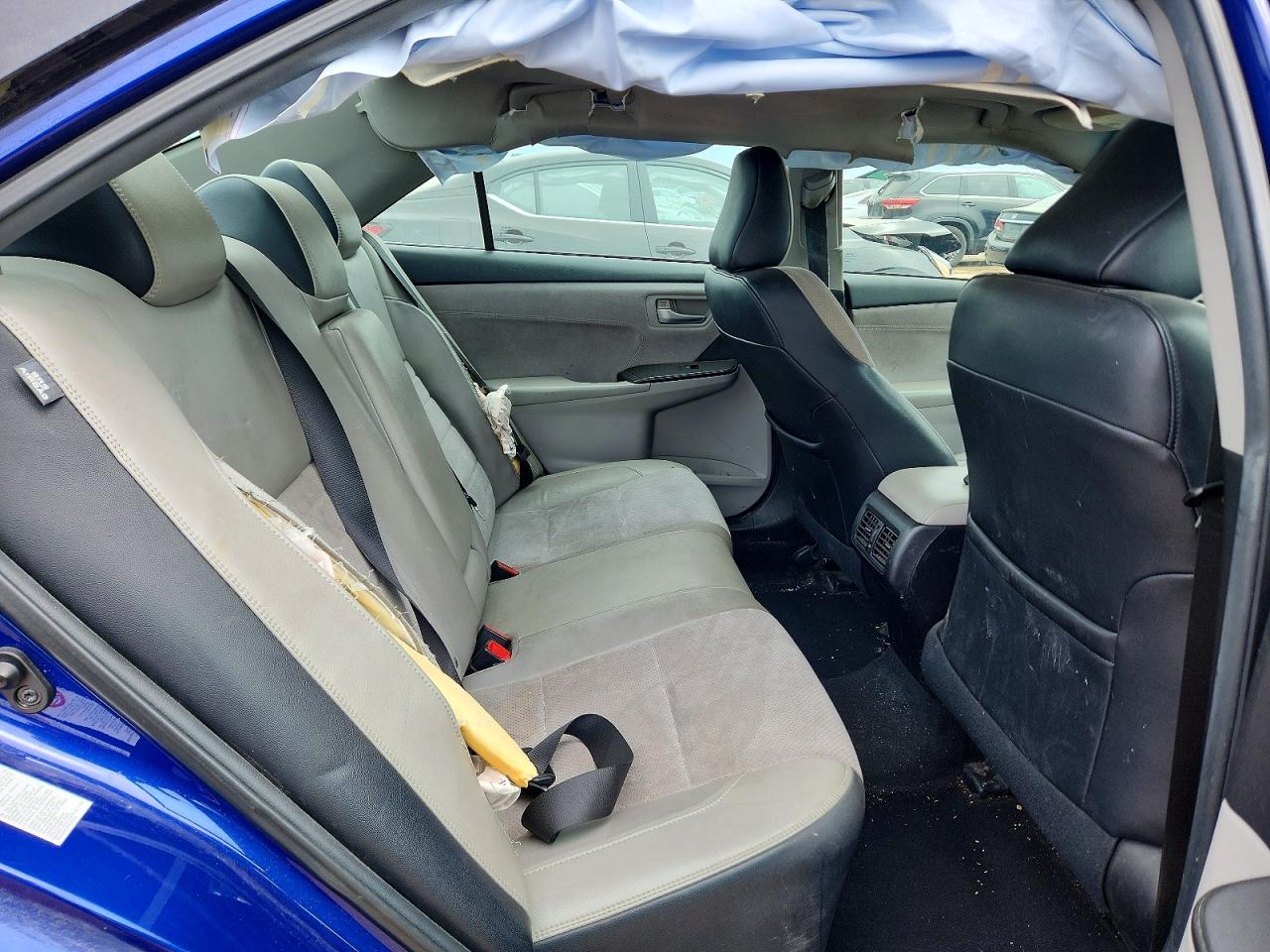 2015 TOYOTA CAMRY XSE photo 10