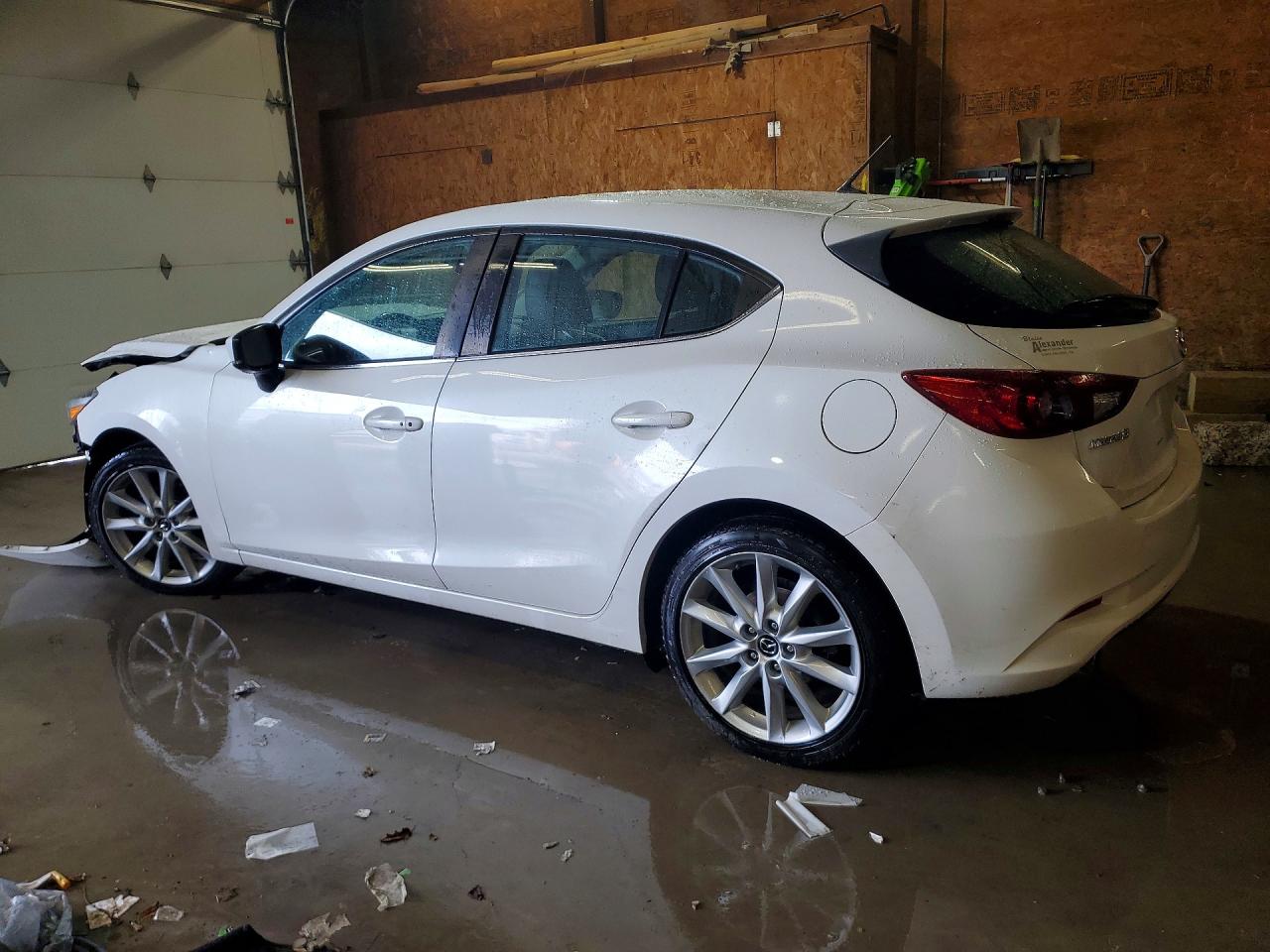 2017 MAZDA 3 TOURING photo 4