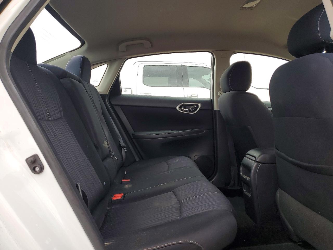 2016 NISSAN SENTRA SV photo 19