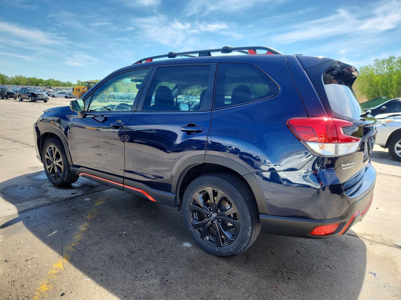 2022 SUBARU FORESTER SPORT photo 4