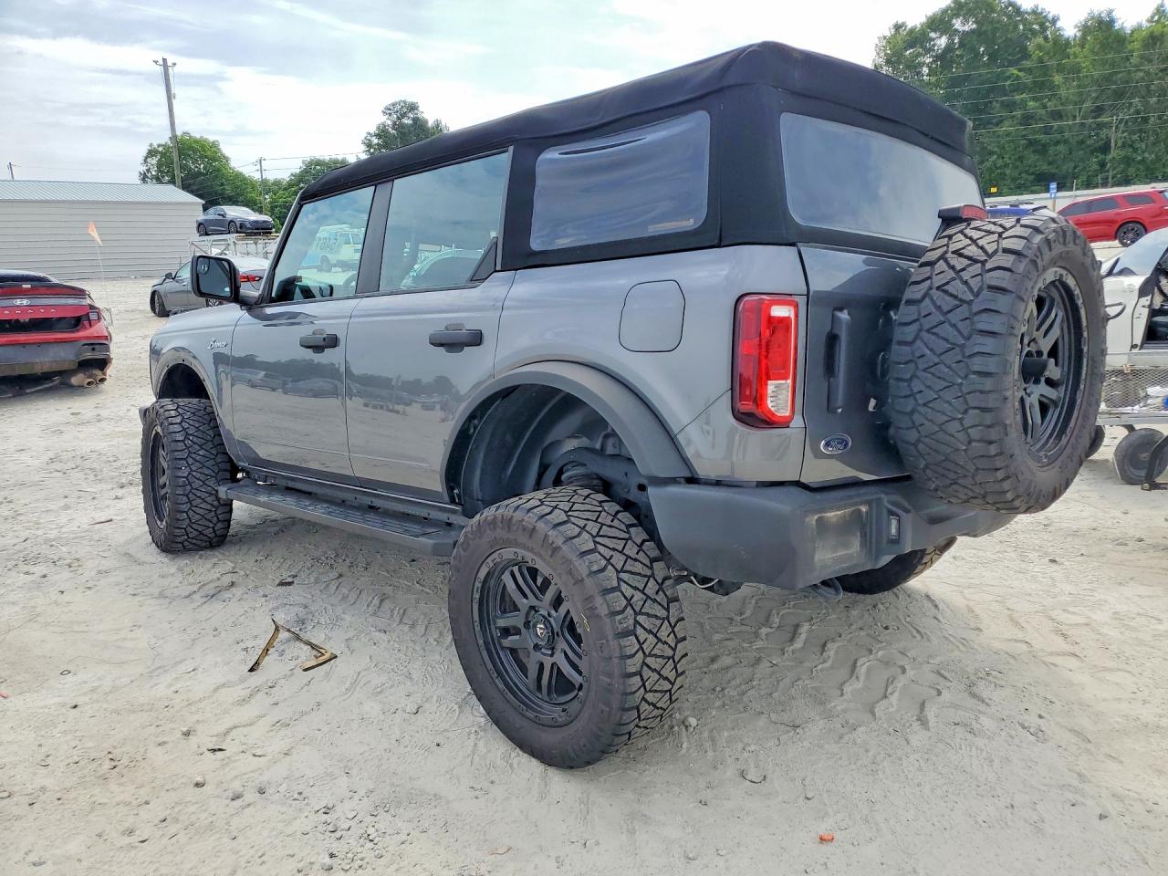 2023 FORD BRONCO BASE photo 3
