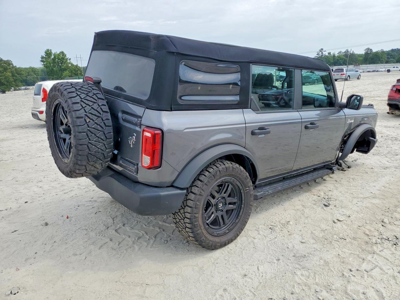 2023 FORD BRONCO BASE photo 5