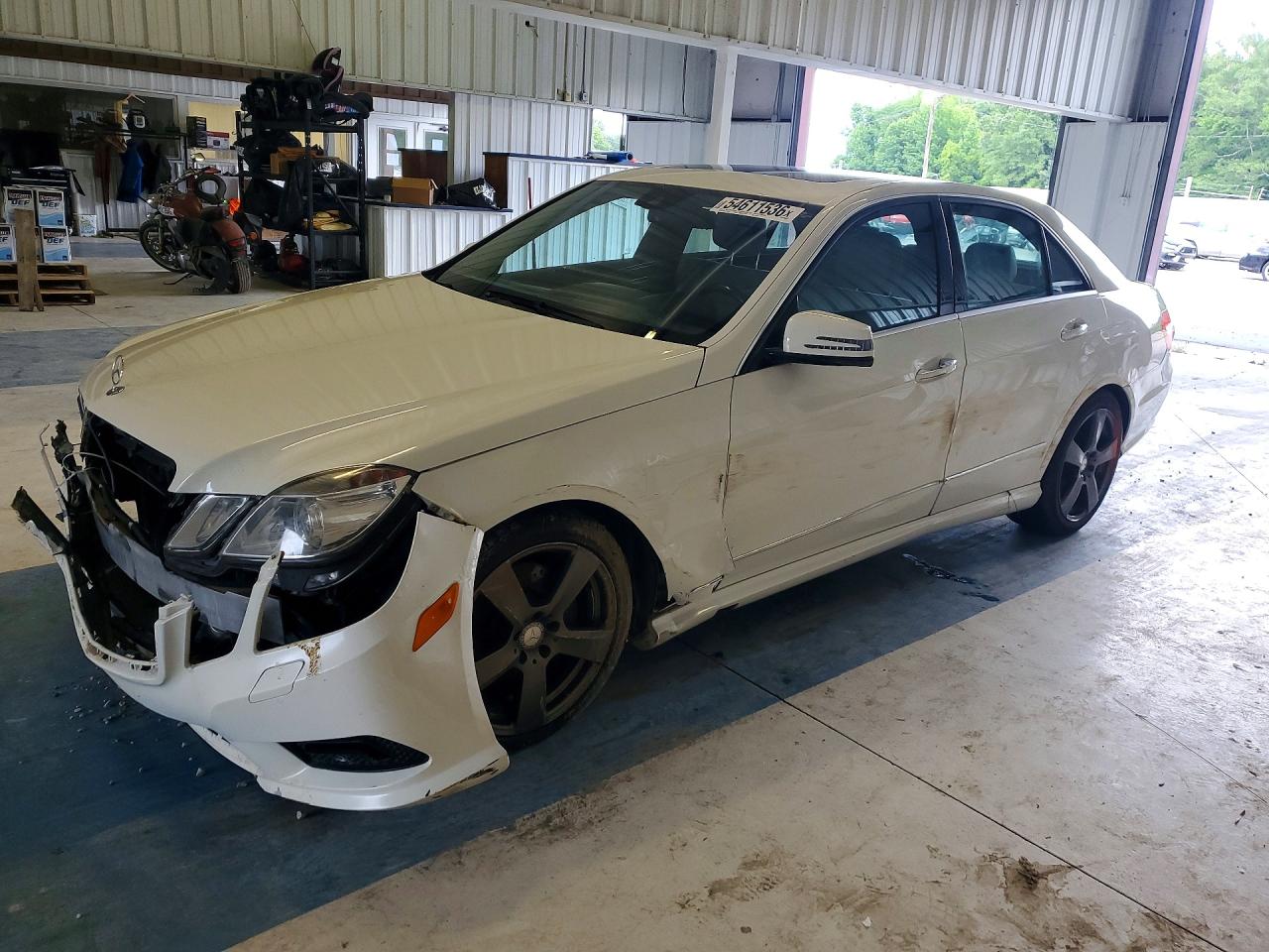 2010 MERCEDES-BENZ E