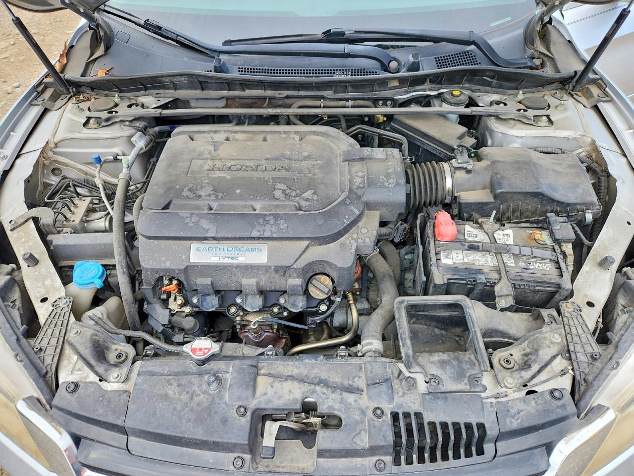 2013 HONDA ACCORD TOURING photo 31