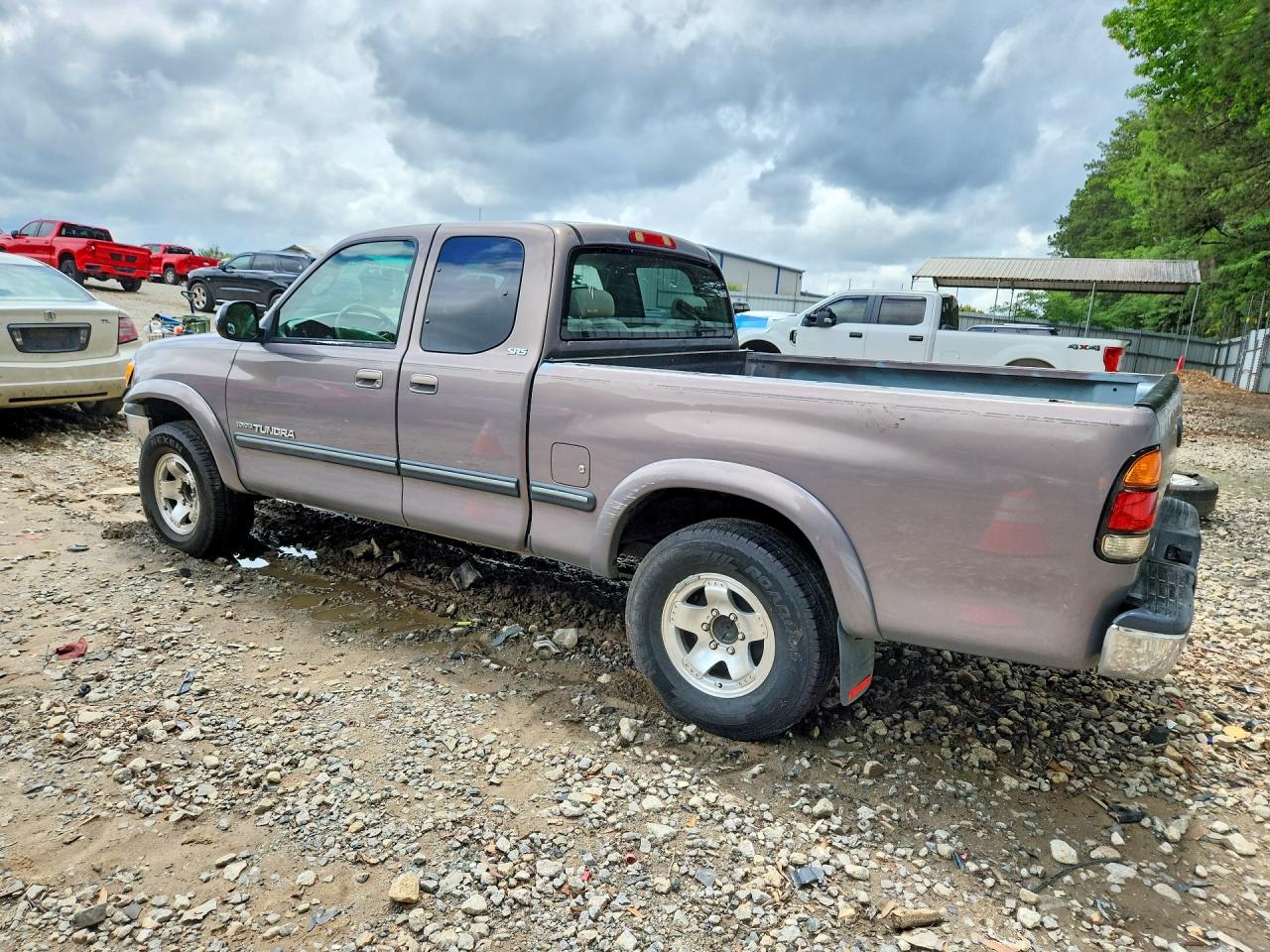 2002 TOYOTA TUNDRA SR5 V8 photo 3