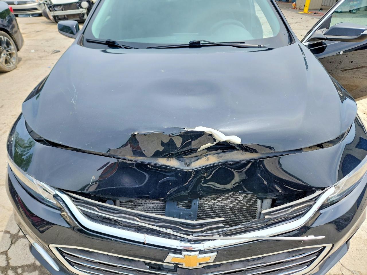 2018 CHEVROLET MALIBU LT photo 21