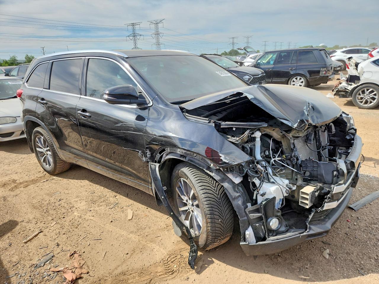 2018 TOYOTA HIGHLANDER XLE photo 7