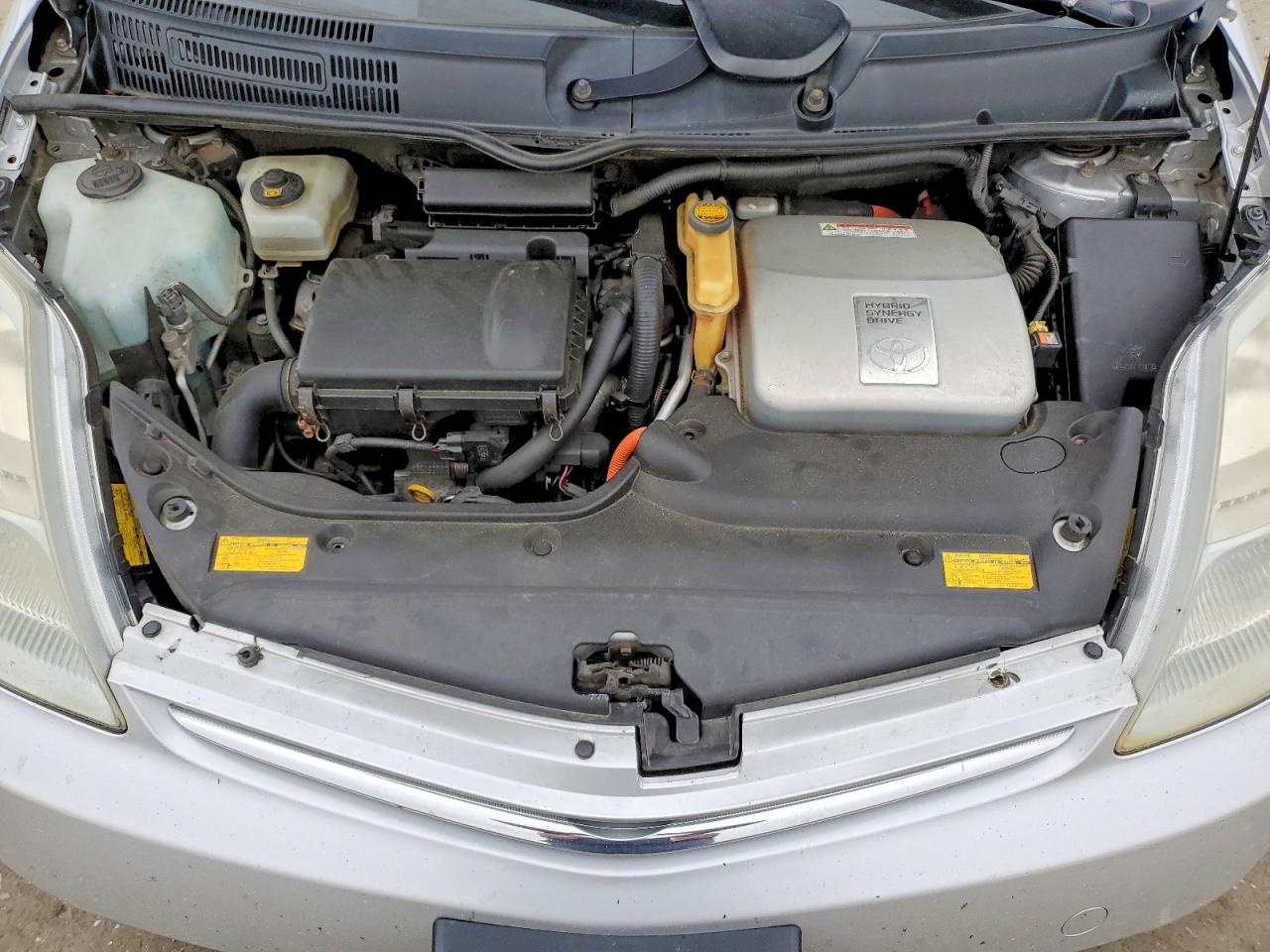 2008 TOYOTA PRIUS BASE photo 11