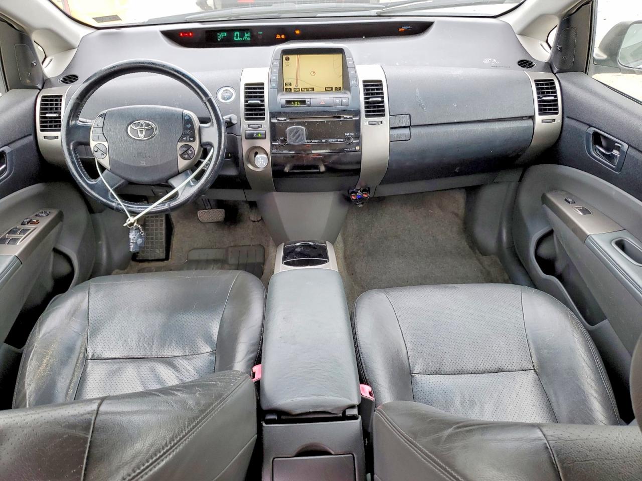 2008 TOYOTA PRIUS BASE photo 8