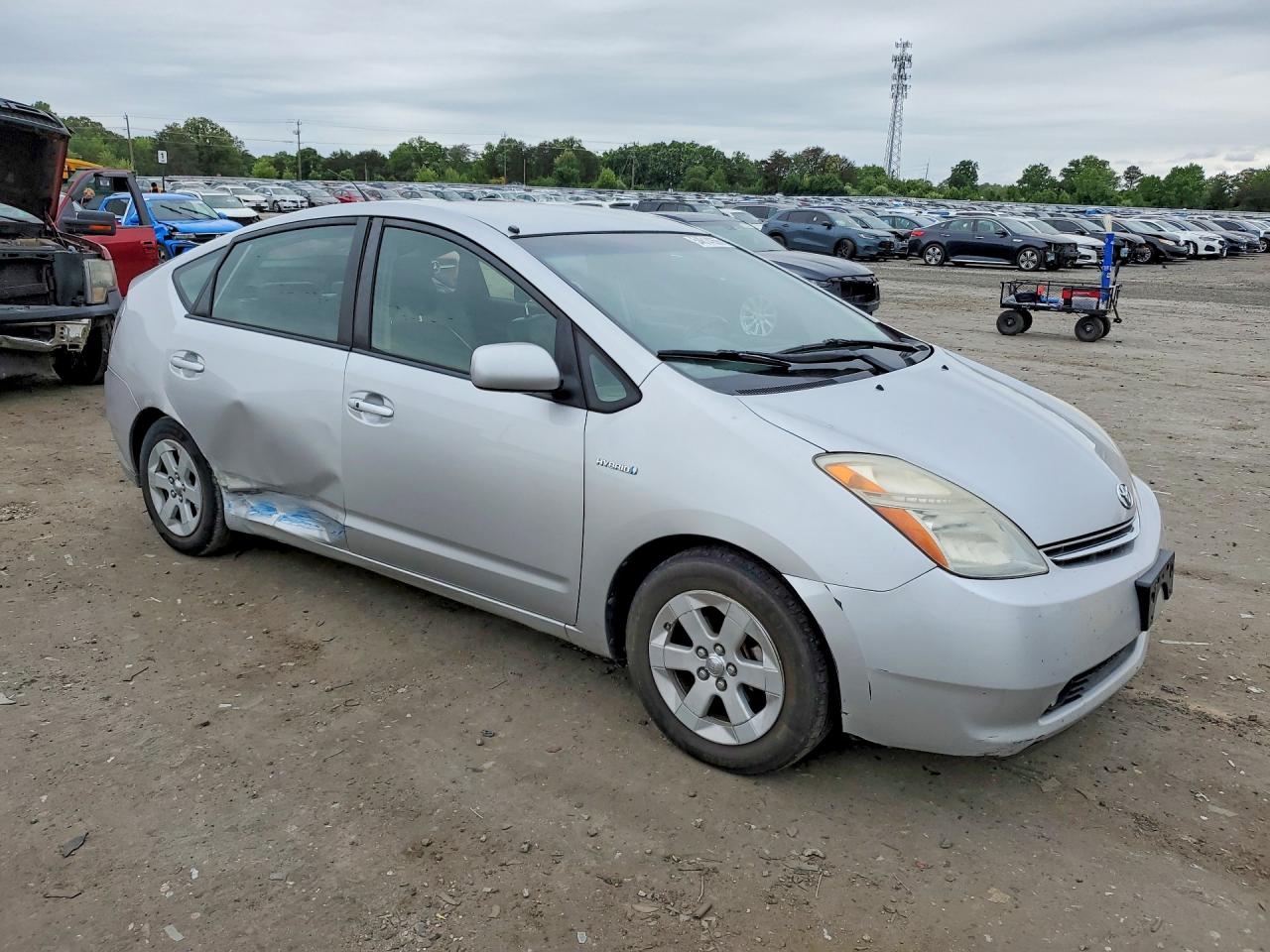 2008 TOYOTA PRIUS BASE photo 4