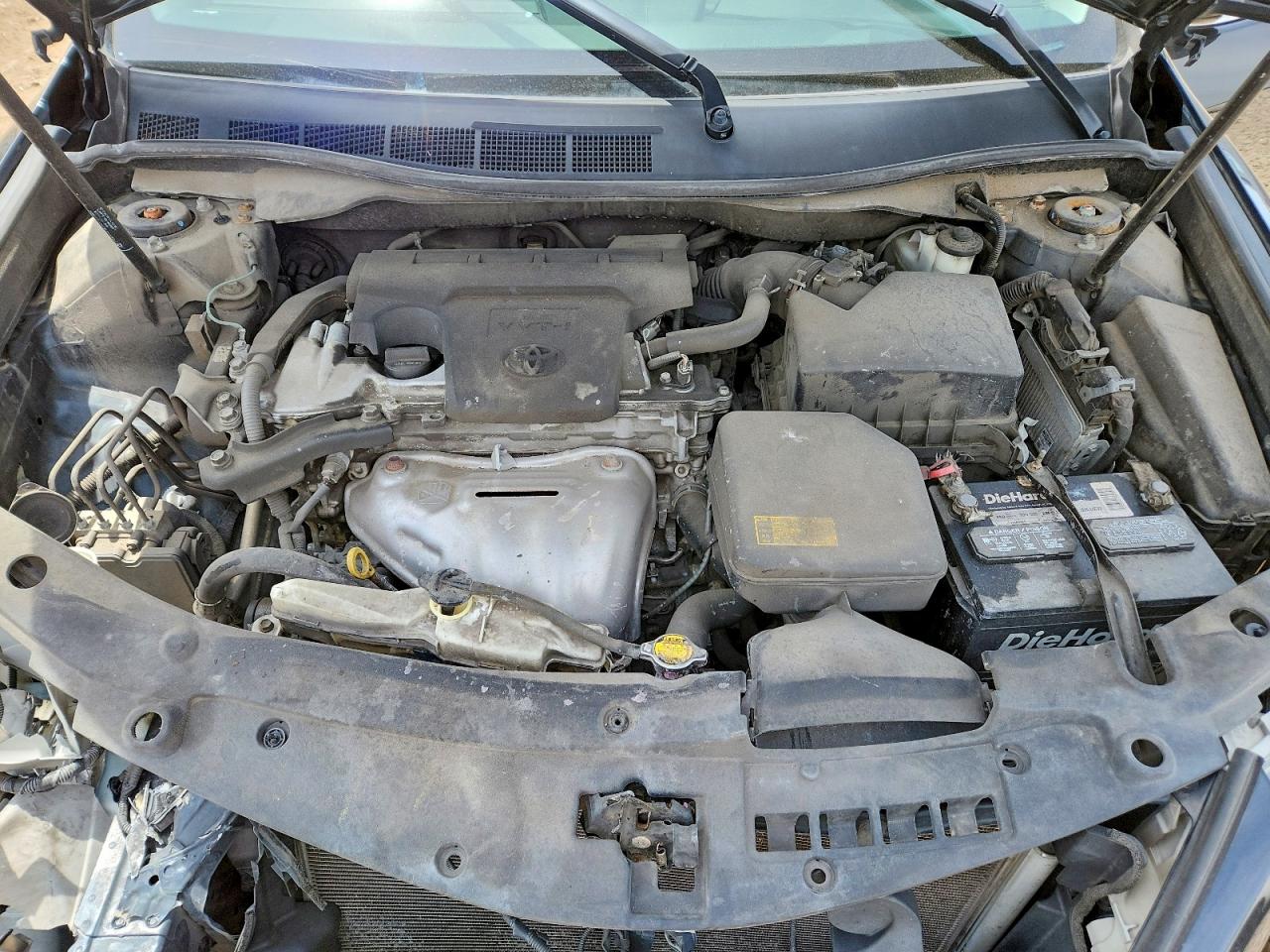 2014 TOYOTA CAMRY SE photo 21