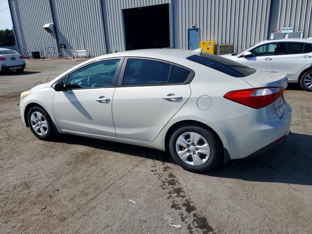 2015 KIA FORTE LX photo 4