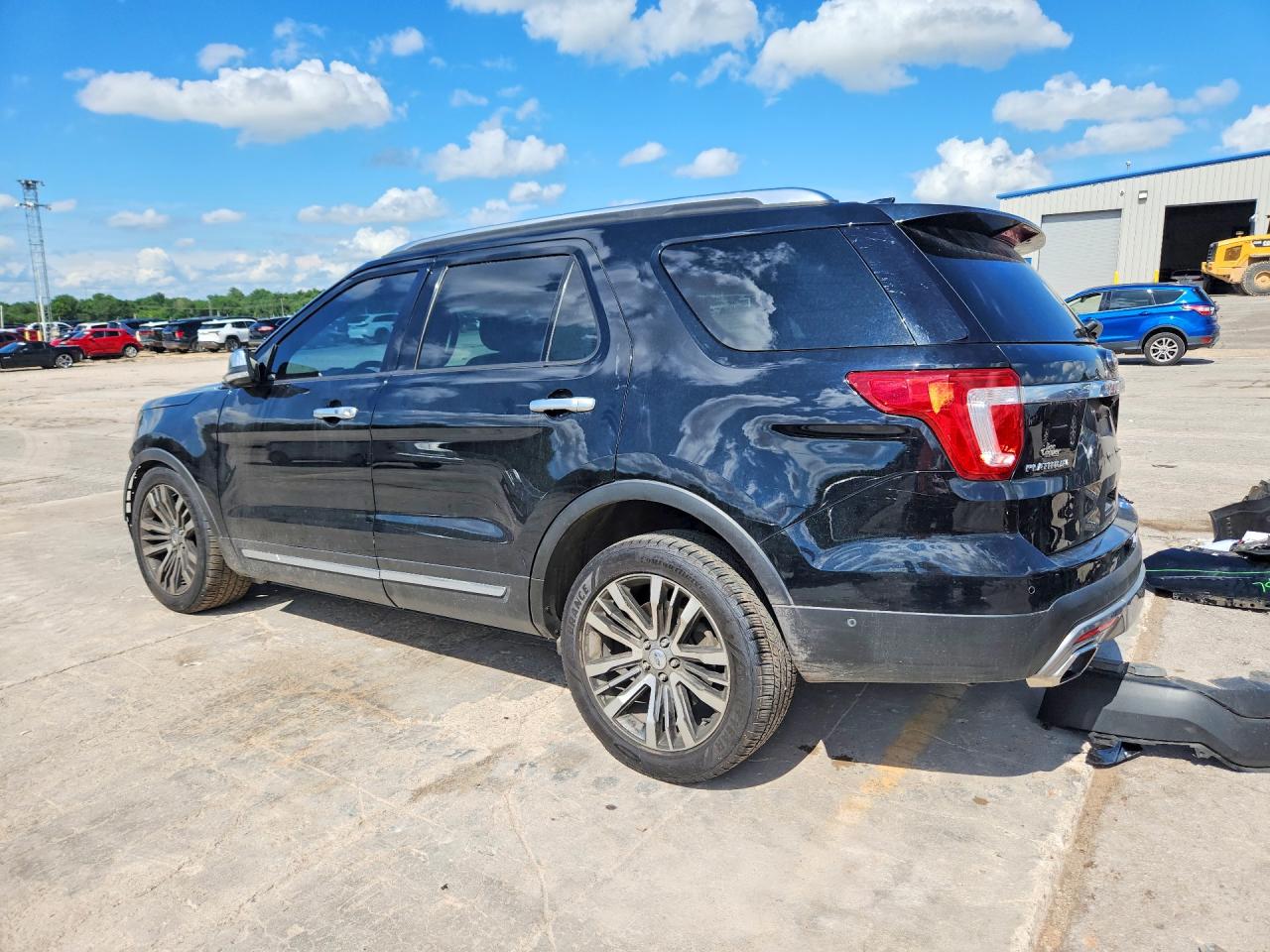 2017 FORD EXPLORER PLATINUM photo 2