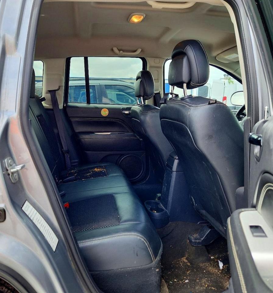 2017 JEEP COMPASS LATITUDE photo 28