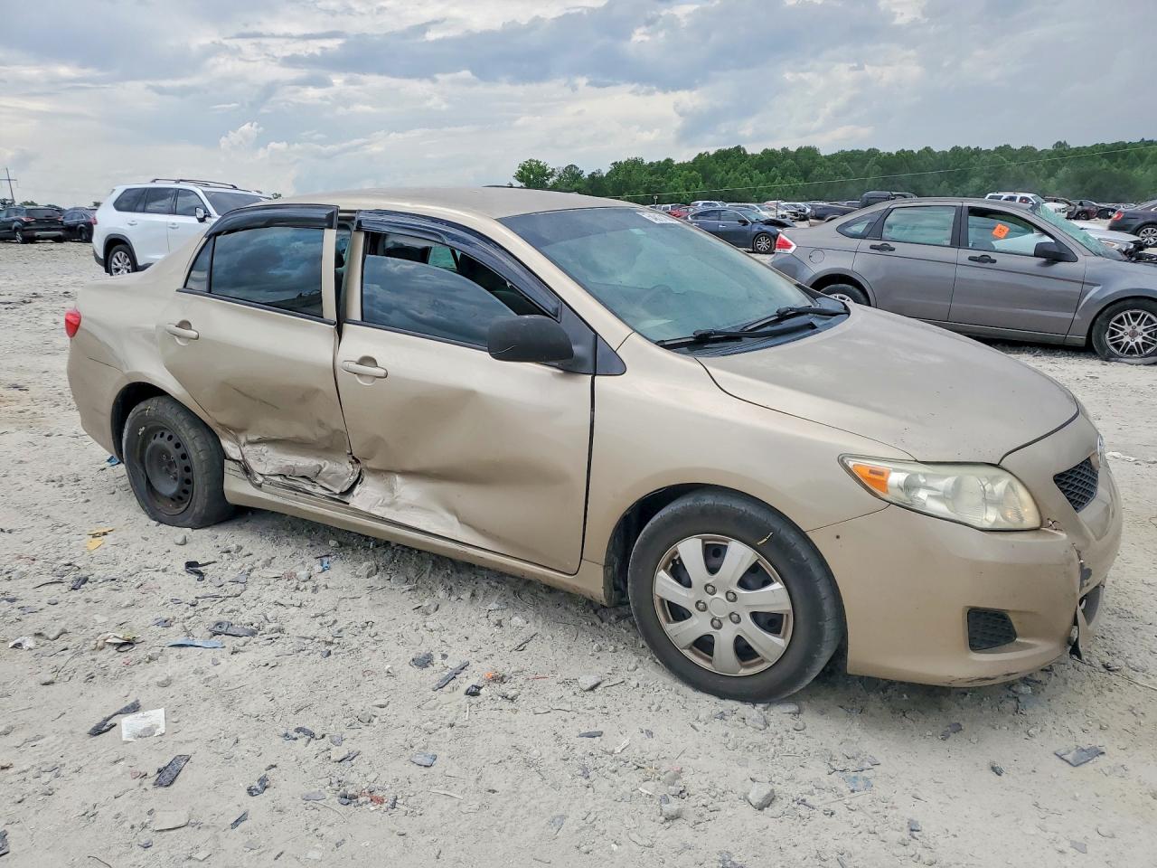 2010 TOYOTA COROLLA LE photo 7