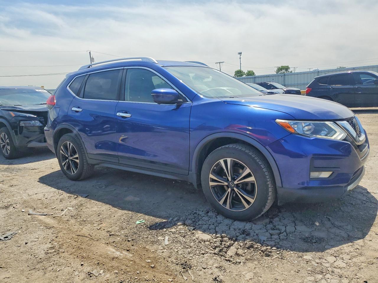 2020 NISSAN ROGUE SV photo 10