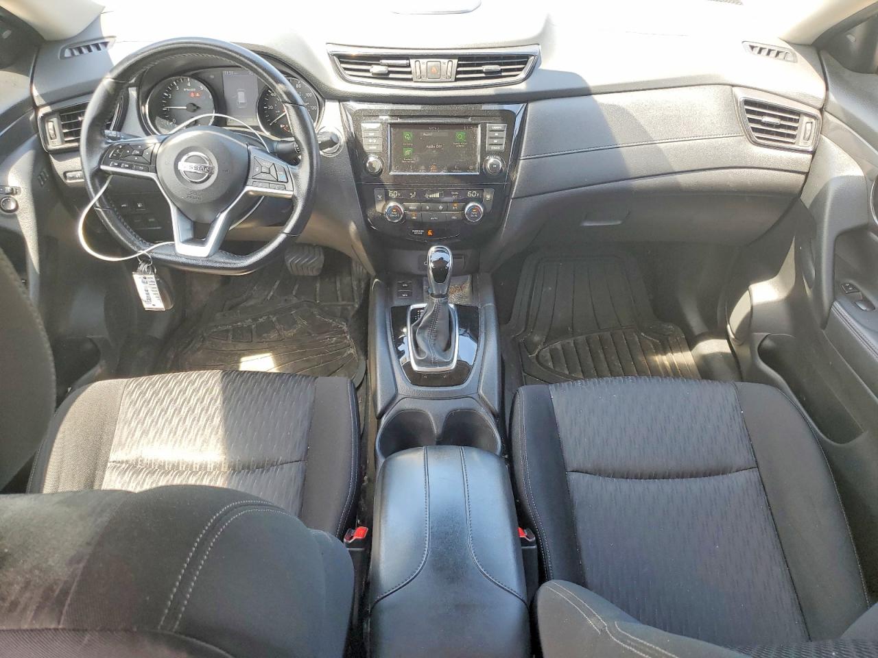 2020 NISSAN ROGUE SV photo 22