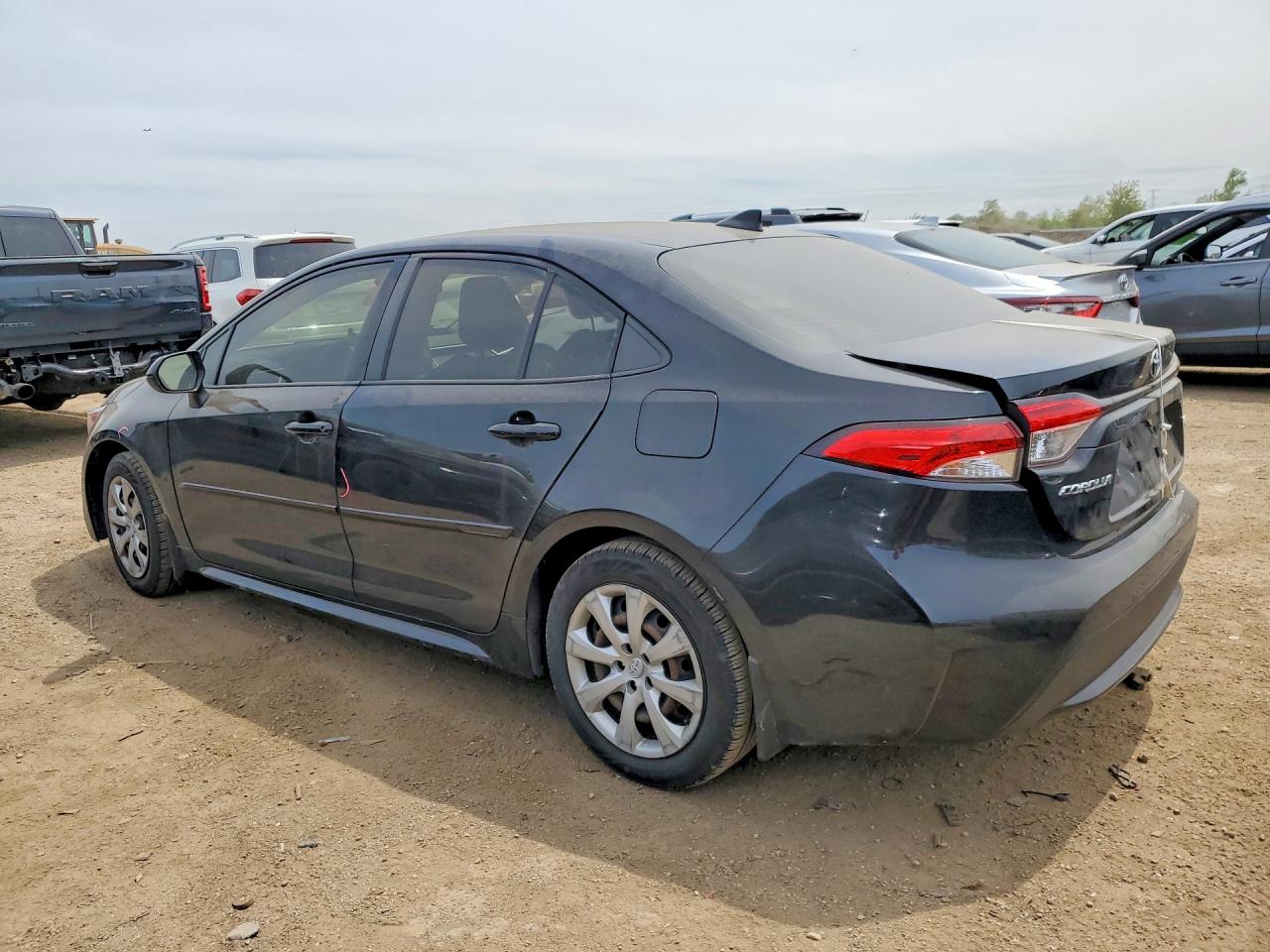 2020 TOYOTA COROLLA LE photo 4