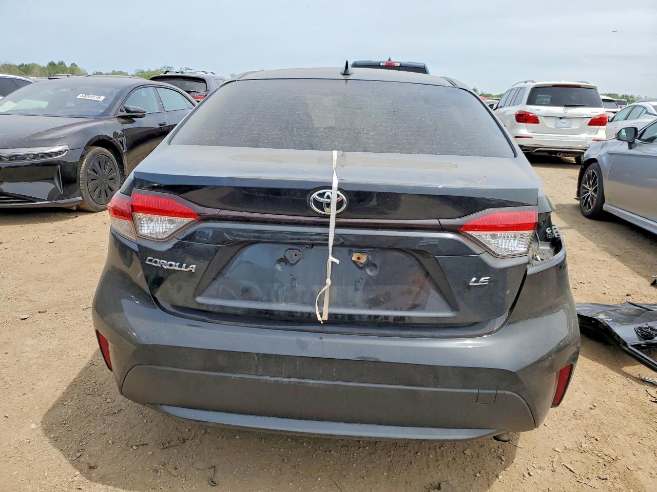 2020 TOYOTA COROLLA LE photo 16