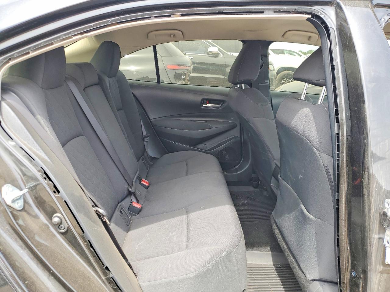 2020 TOYOTA COROLLA LE photo 28