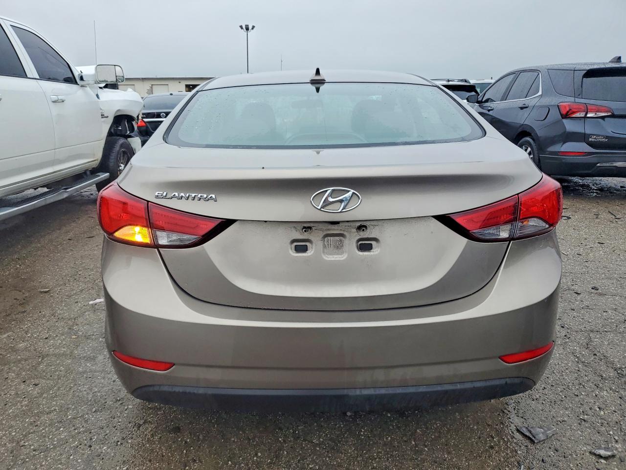 2016 HYUNDAI ELANTRA VALUE EDITION photo 11