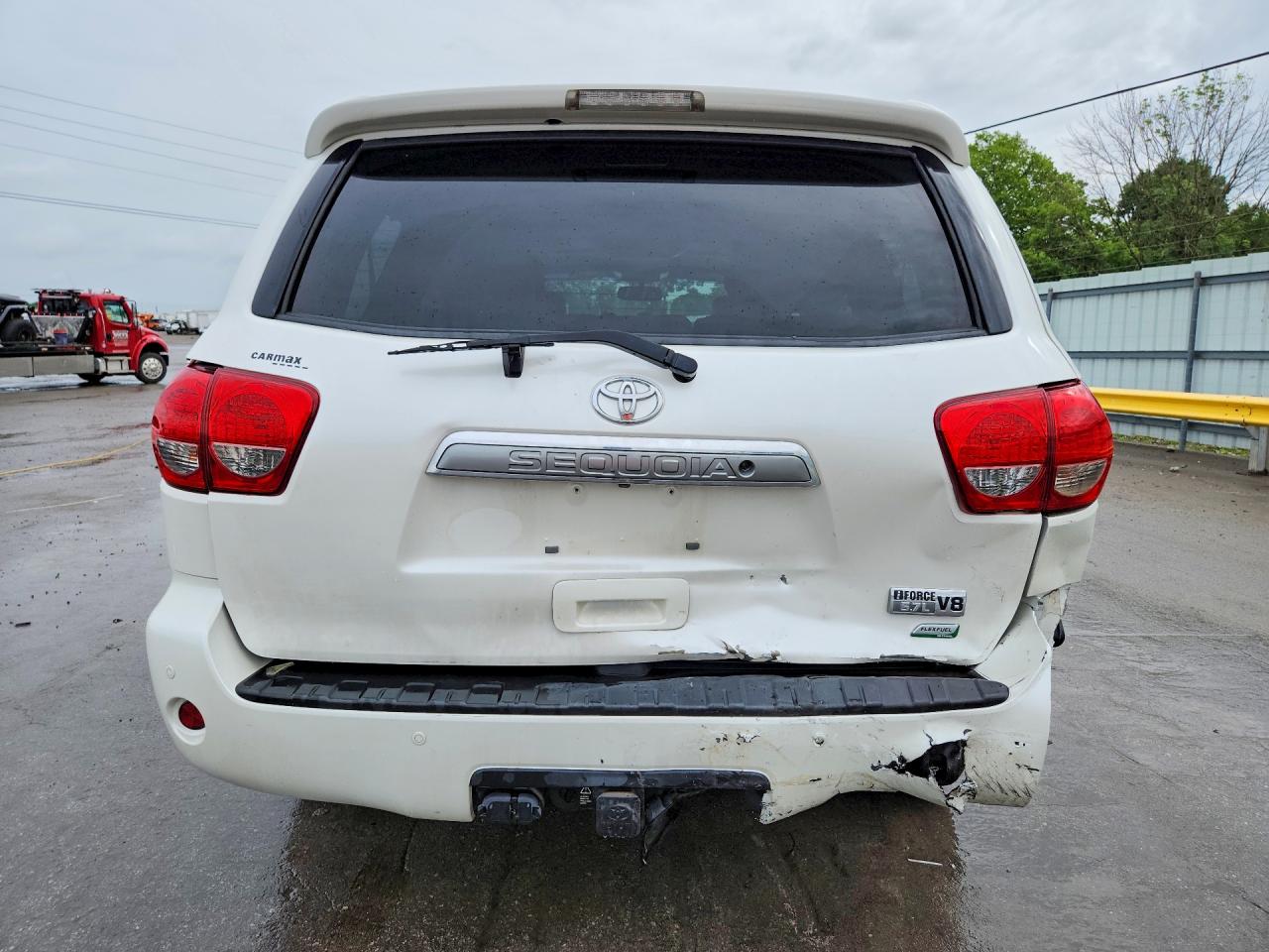 2017 TOYOTA SEQUOIA PLATINUM photo 6