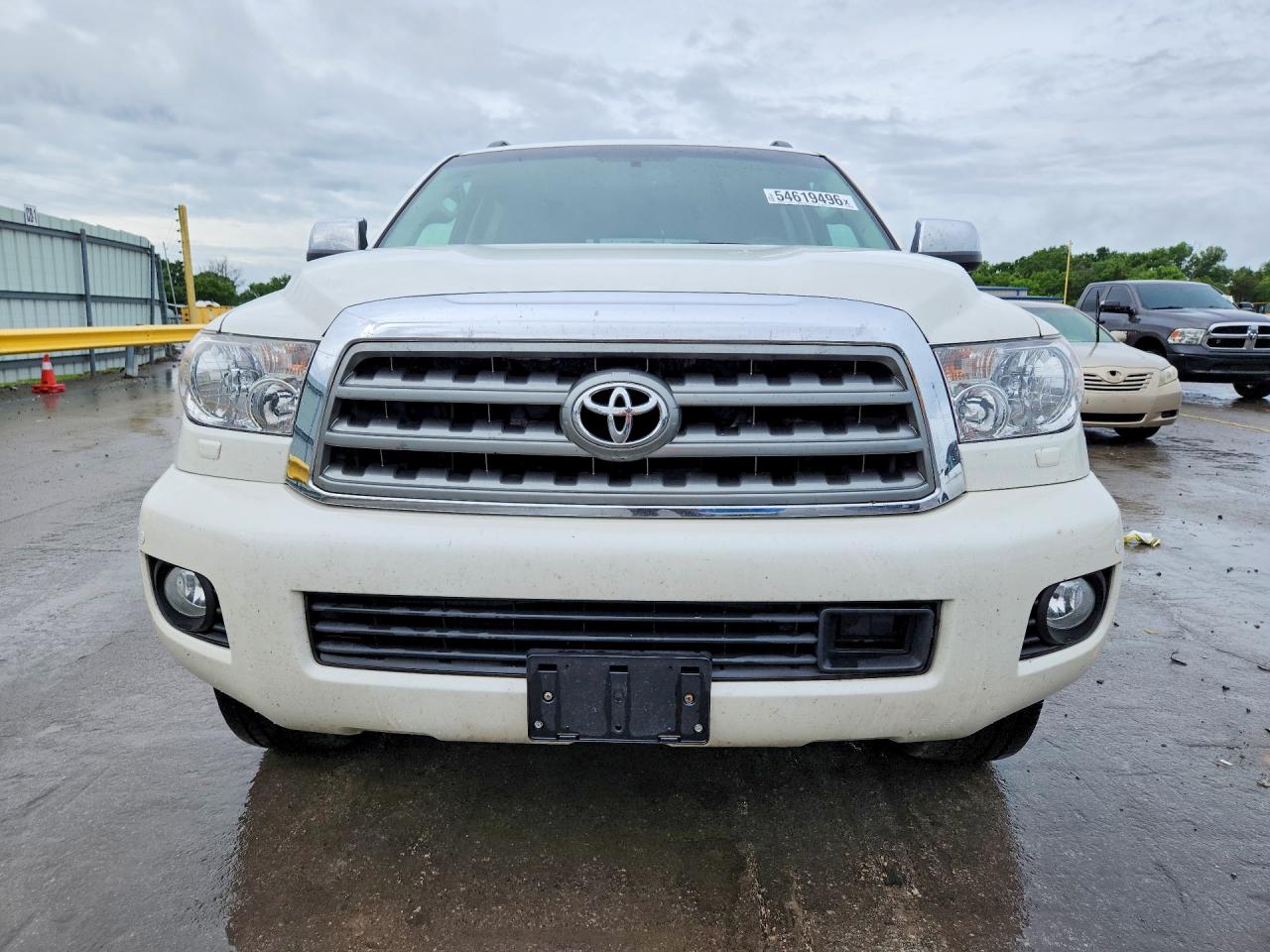 2017 TOYOTA SEQUOIA PLATINUM photo 5