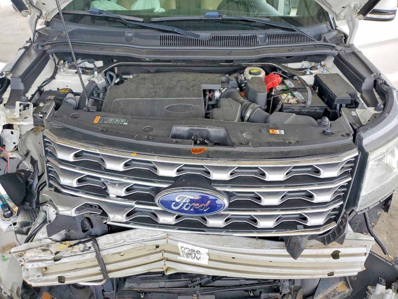 2017 FORD EXPLORER LIMITED photo 11