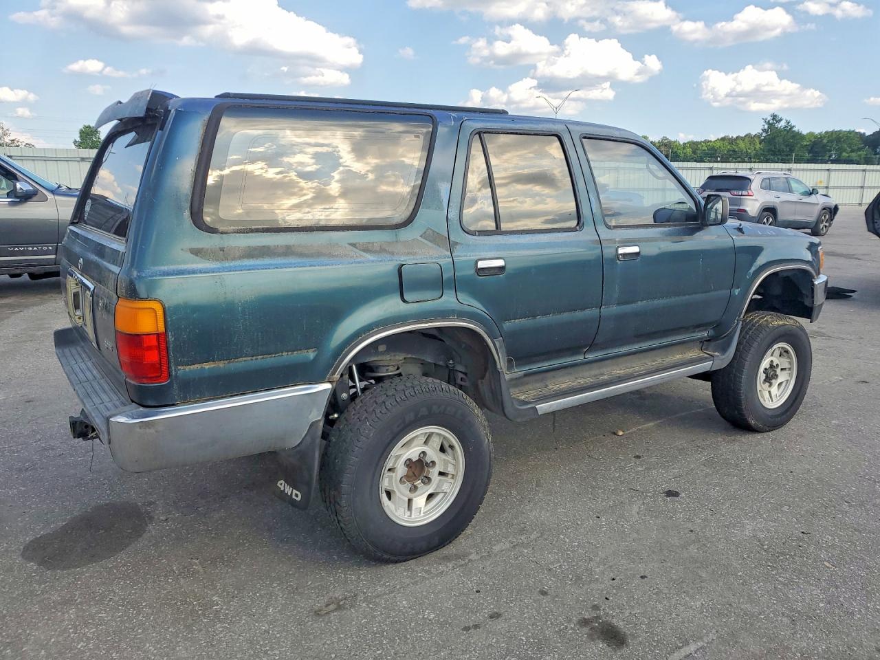 1994 TOYOTA 4RUNNER VN39 SR5 photo 3