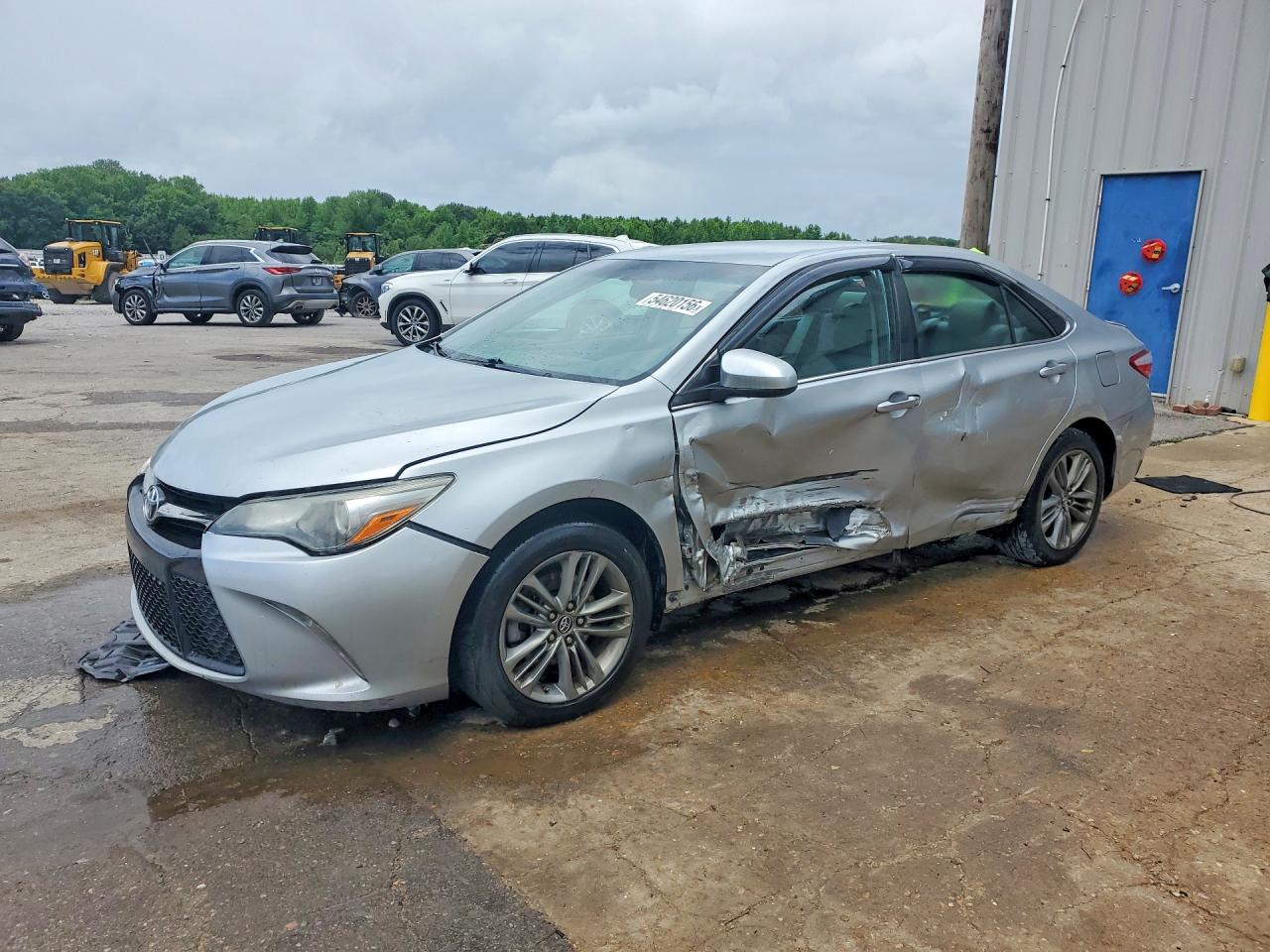 2015 TOYOTA CAMRY