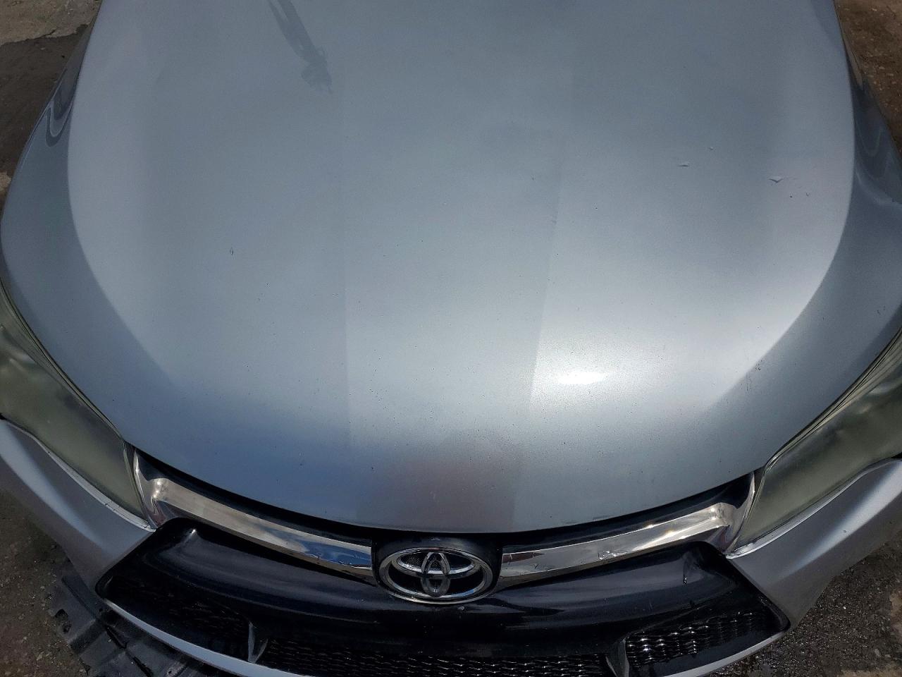 2015 TOYOTA CAMRY SE photo 21