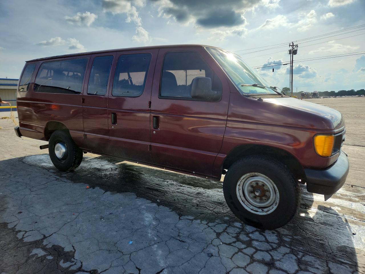 2005 FORD ECONOLINE E350 SUPER DUTY WAGON photo 7