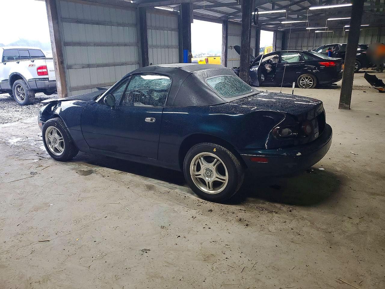 1997 MAZDA MX-5 MIATA photo 4