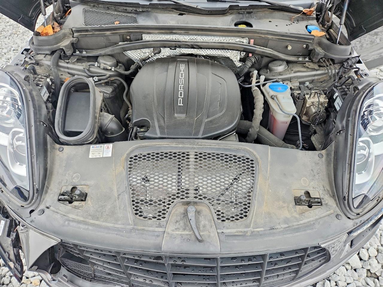 2018 PORSCHE MACAN photo 31