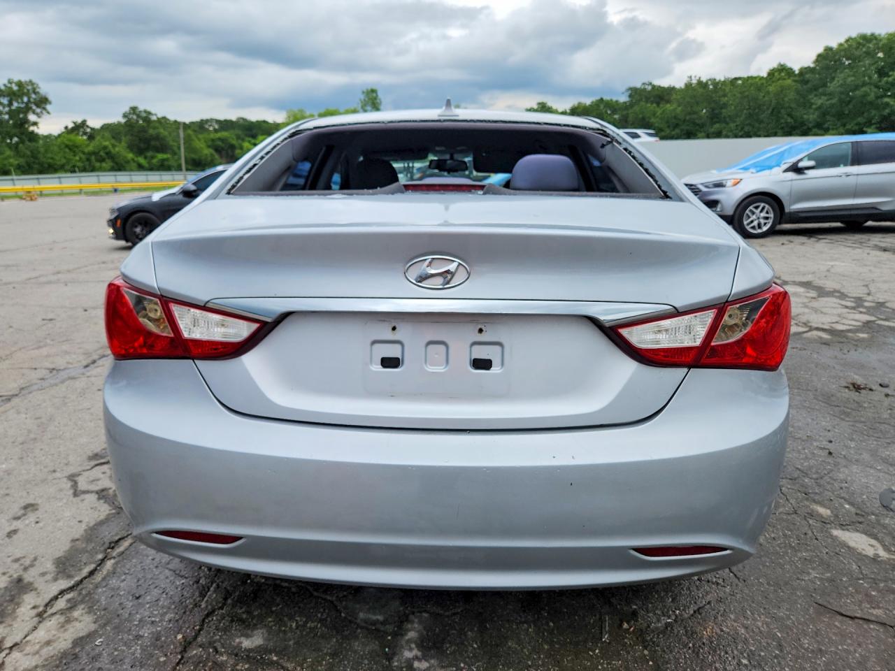 2012 HYUNDAI SONATA GLS photo 11